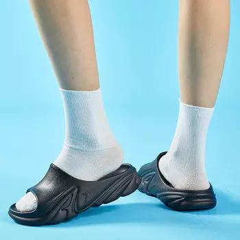 Шлепанцы унисекс черные A1