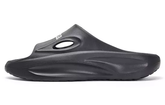 Шлепанцы унисекс черный/белый Joma