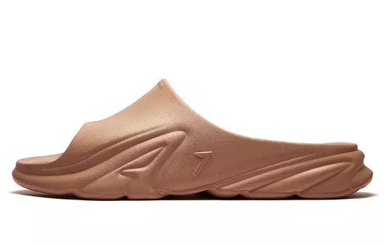 Шлепанцы унисекс коричневый A1