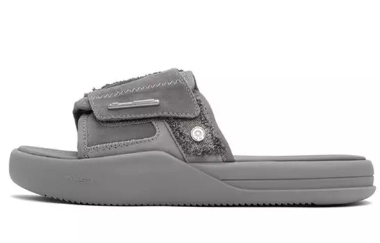 Шлепанцы унисекс серый C2H4