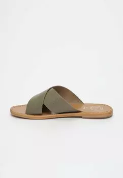 Шлепанцы White Sun