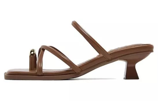 Шлепанцы женские Basto, коричневый