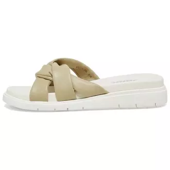 Шлепанцы женские Bata, черный