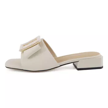 Шлепанцы женские белые Tranoi