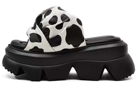 Шлепанцы женские белый Kmd