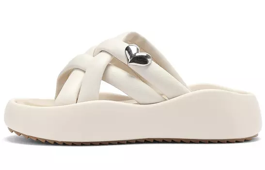 Шлепанцы женские бежевые C°Banner