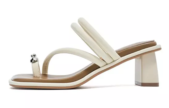 Шлепанцы женские бежевый Eblan