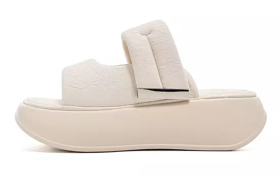 Шлепанцы женские бежевый Eblan