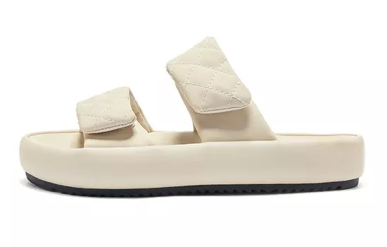 Шлепанцы женские бежевый Warrior