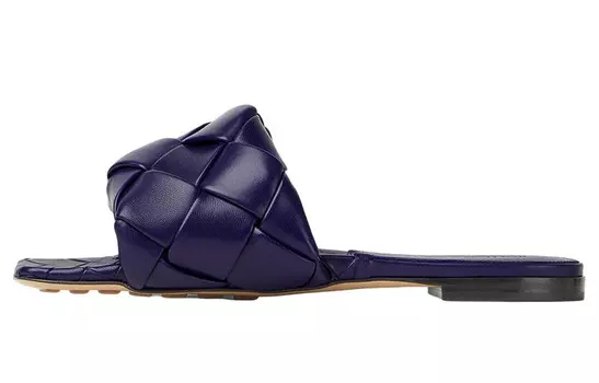 Шлепанцы женские Bottega Veneta, фиолетовый