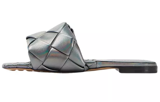 Шлепанцы женские Bottega Veneta, серый/синий