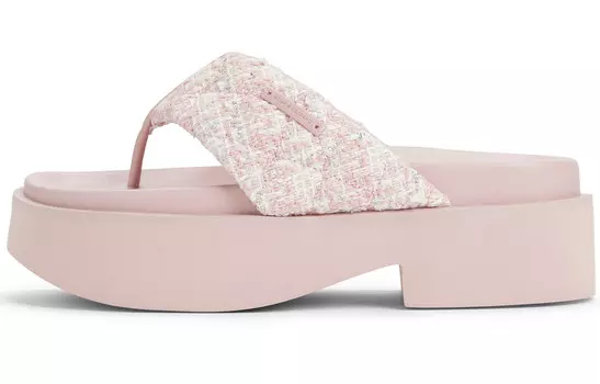 Шлепанцы женские Charles&Keith