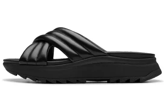 Шлепанцы женские черные Clarks