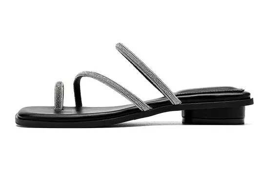 Шлепанцы женские черный Eblan