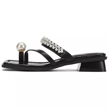 Шлепанцы женские Daphne, белый