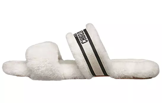 Женские шлепанцы Dior Chez Moi меховые, белый