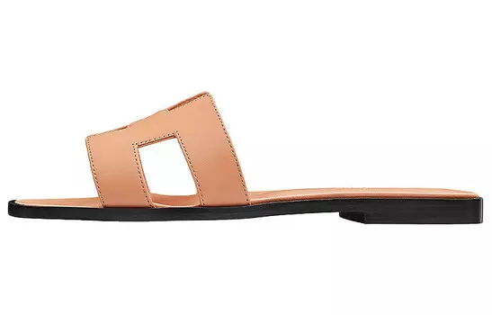 Шлепанцы женские Hermes, телесный