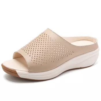 Шлепанцы женские коричневый Reivantix