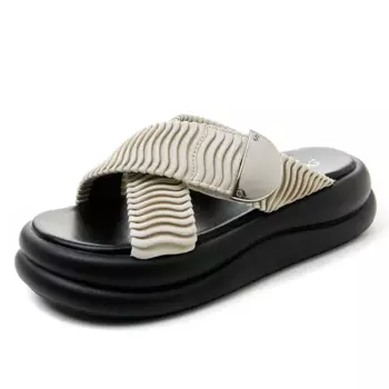 Шлепанцы женские Nrdrofficial, черный