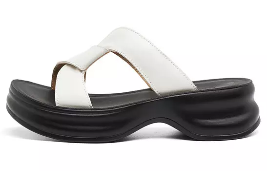 Шлепанцы женские Oulisasi, белый