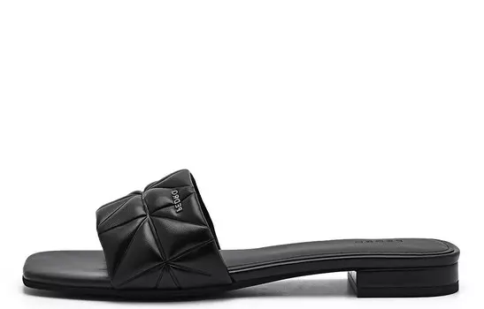 Шлепанцы женские Pedro