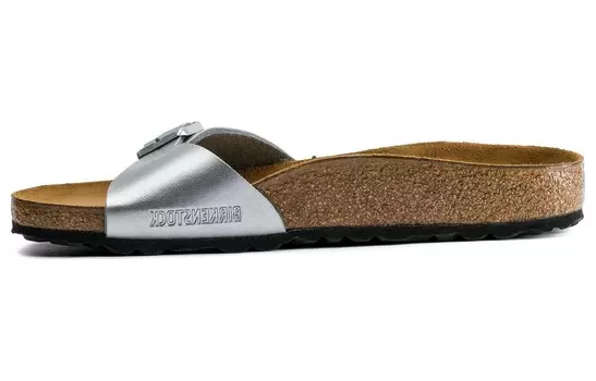 Шлепанцы женские серебряный Birkenstock, серебряный
