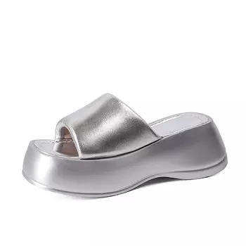 Шлепанцы женские серебряный Lianghuo, цвет Space Silver