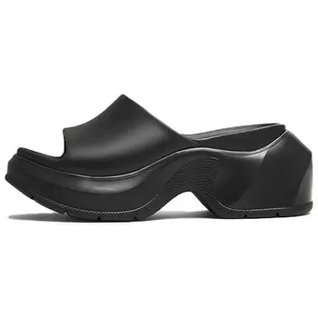 Шлепанцы женские Tata, черный