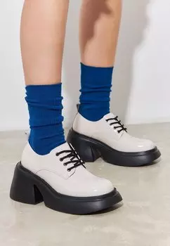 Шнуровки Cesare Gaspari, белые