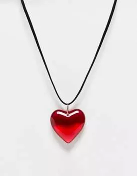 Шнуровое колье средней длины ASOS DESIGN с красным объемным сердцем