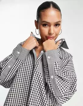 Шоколадная рубашка оверсайз в клетку гингем с нашивками Topshop