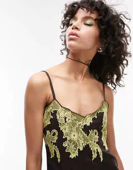 Шоколадно-лаймовое мини-платье на бретелях из атласа и кружева Topshop