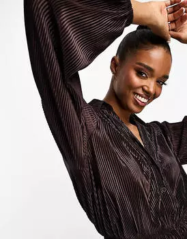 Шоколадный комбинезон с плиссированным воротником ASOS DESIGN