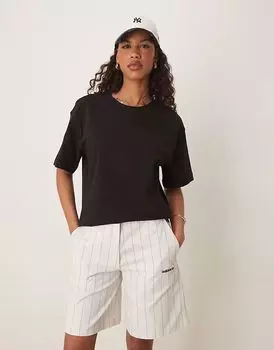 Шорты Adidas Originals в кремовую полоску