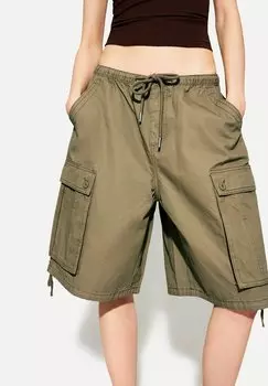 Шорты BERMUDA Bershka, хаки