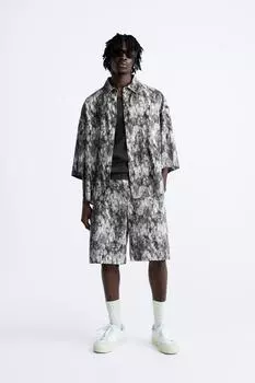 Шорты бермуда с абстрактным принтом ZARA, темно-серый