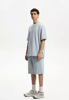 Шорты BERMUDA - Tracksuit bottoms Bershka, светло-голубой