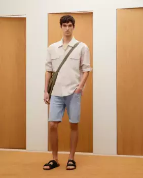 Шорты-бермуды из эластичного денима Green Coast, бледно-голубой