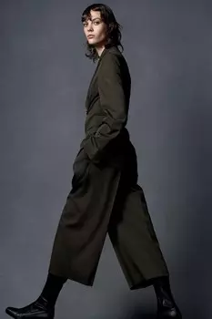 Шорты-бермуды с длинными вытяжками - коллекция zw ZARA, хаки