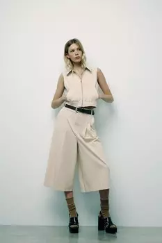 Шорты-бермуды с плиссированной плиссировкой ZARA, светло-бежевый