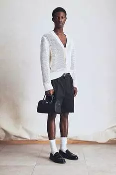 Шорты-Бермуды свободного кроя из твила H&M, черный