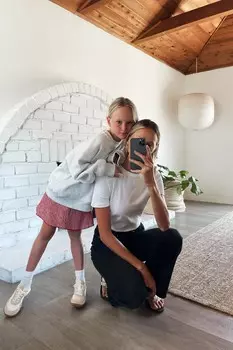 Шорты-бермуды в клетках ZARA, красный