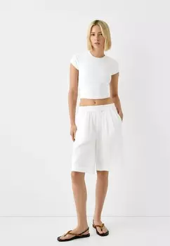 Шорты Bershka, кремовый