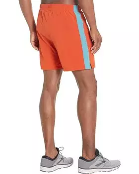 Шорты Brooks Moment 7" Shorts, цвет Red Clay/Slate Blue