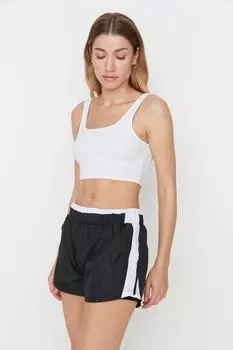 Шорты - черные - нормальная талия Trendyol, черный