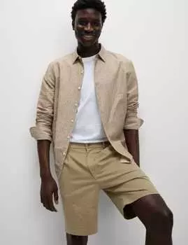 Шорты-чиносы с эластичной отделкой и одинарной складкой Marks & Spencer, цвет Toffee