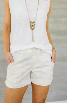 Шорты Explorer Patch Pocket в цвете Tan Camo Sanctuary