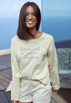 Шорты LASCANA, светло-серый