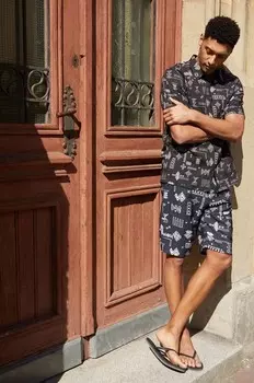 Шорты Medicine, черный