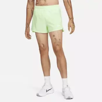 Шорты Nike Fast, цвет Vapor Green/Black